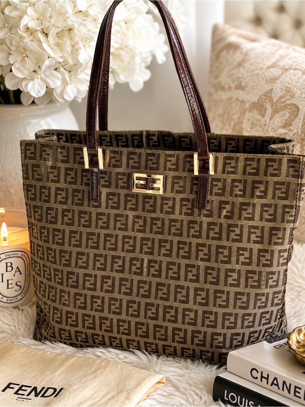 FENDI Zucca Tote Bag Vintage Brown Canvas Shoulder Bag Gold FF Hardware